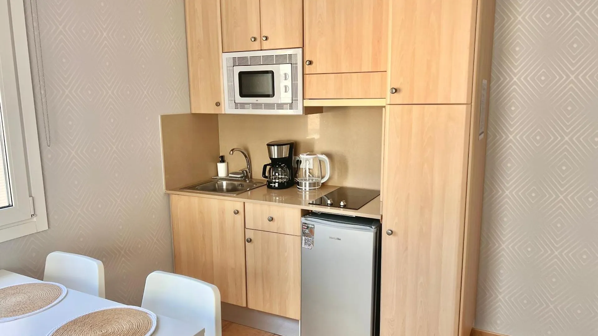 יורט דה מאר Oliva Aparts 202 Renovation 2024 0*, יורט דה מאר